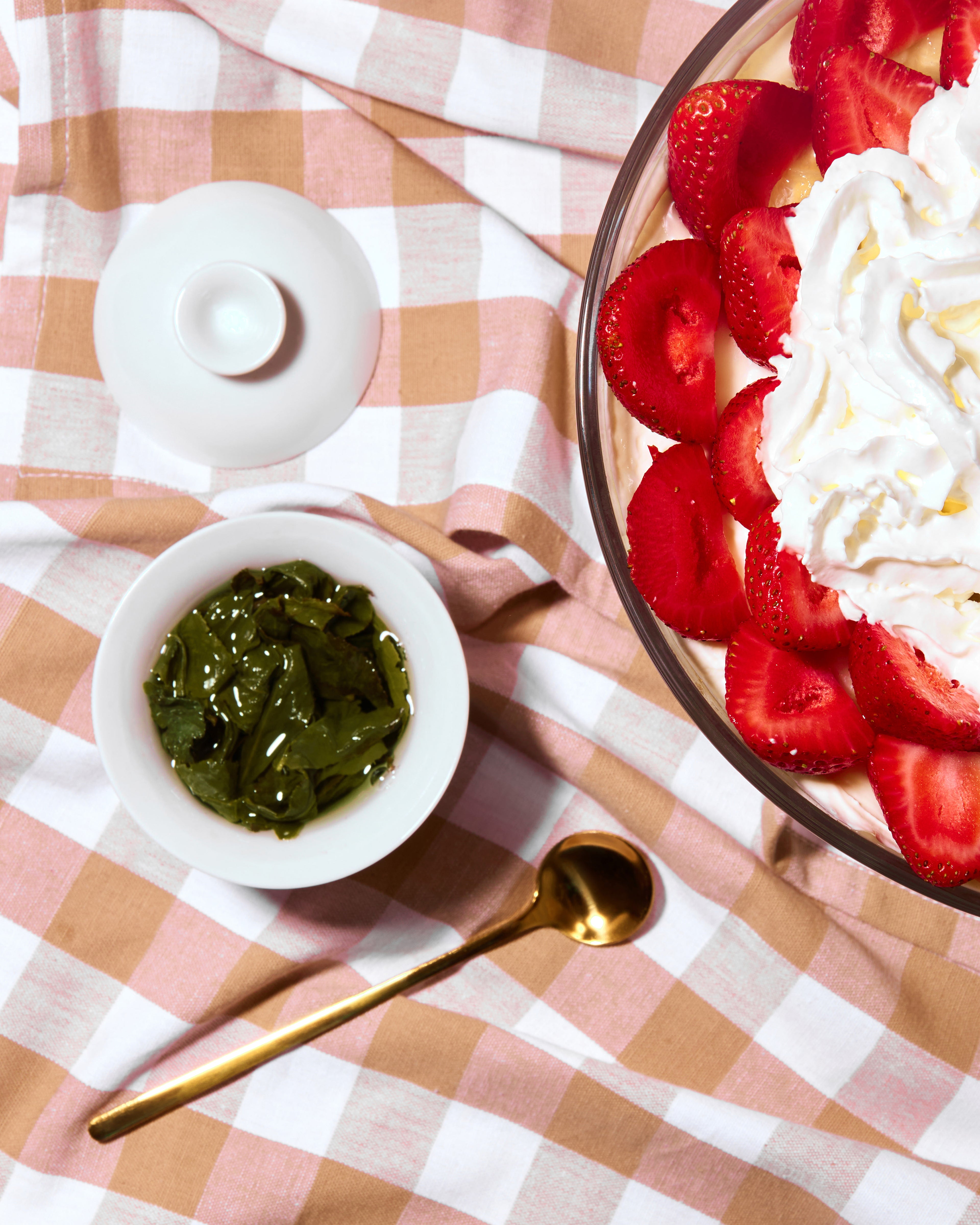 Punch Bowl Cake